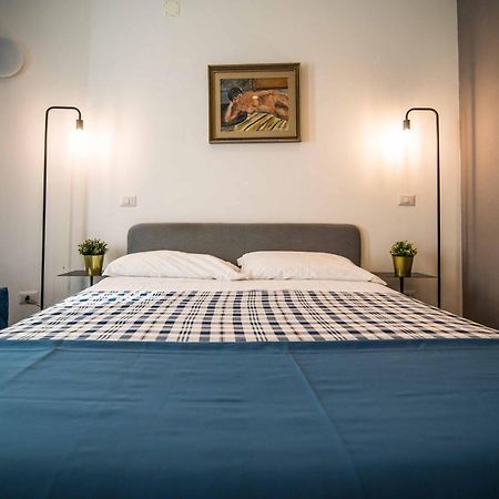 Qu4Ttro I Quattro Briganti Bed & Breakfast Salerno Dış mekan fotoğraf