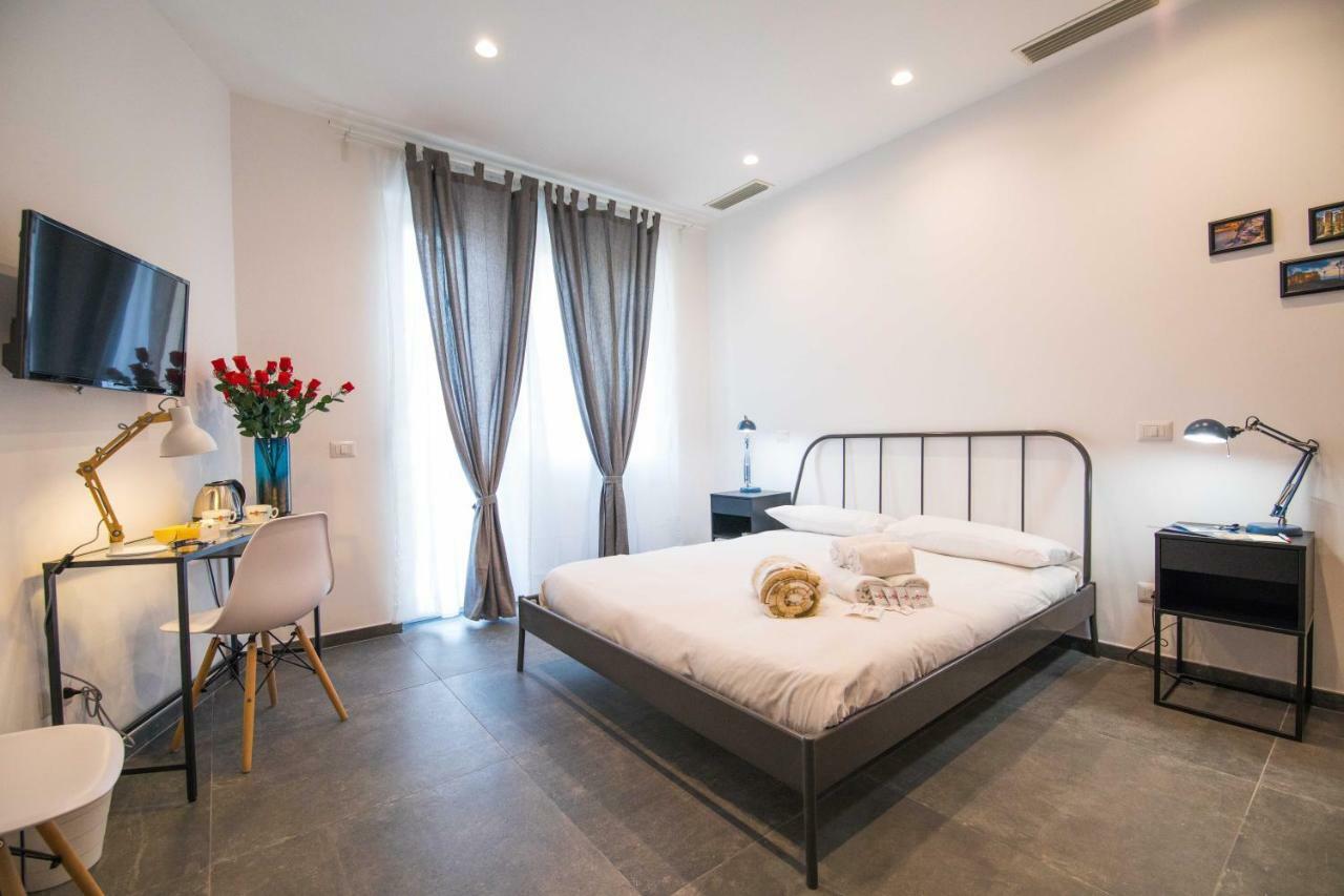 Qu4Ttro I Quattro Briganti Bed & Breakfast Salerno Dış mekan fotoğraf